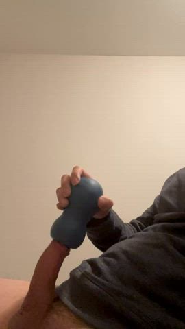 Why is it so hard to edge with a toy : video clip