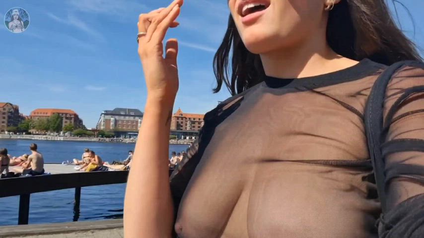 for the men with mirrored sunglasses : video clip