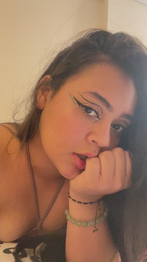 Did my latina ass grab your attention? : video clip