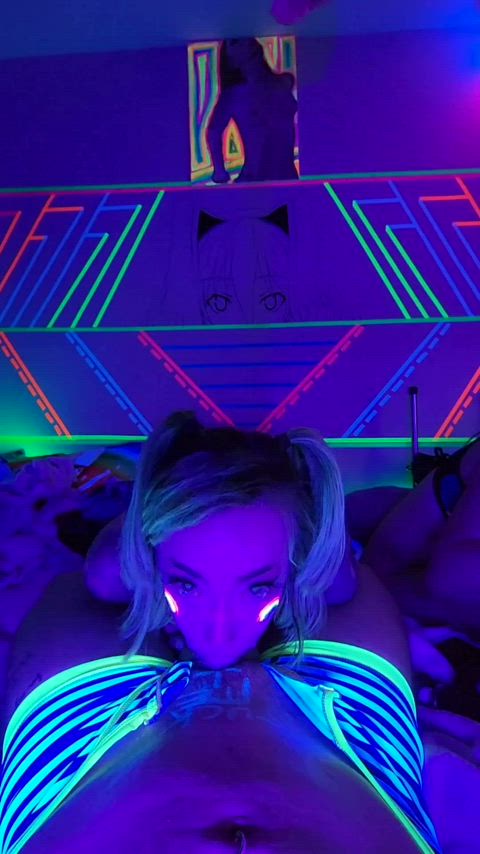 I want you to live in my throat : video clip