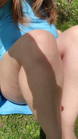 I wish it was still warm outside : video clip