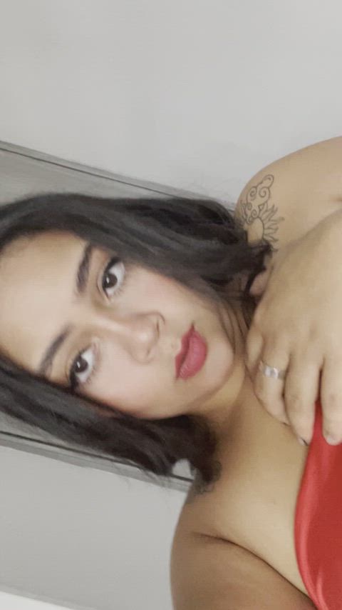 Is it true you have a thing for latinas with nice booty? : video clip
