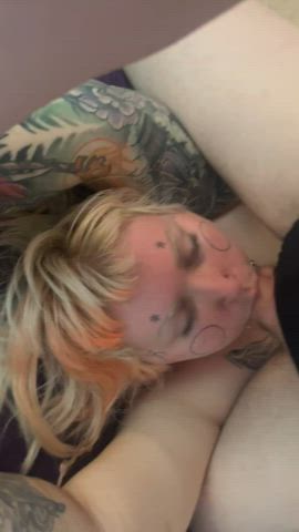 Goon to me facefucking this toy : video clip