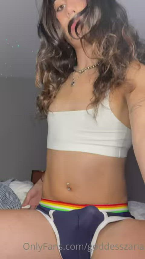 Trans girls are so much better : video clip