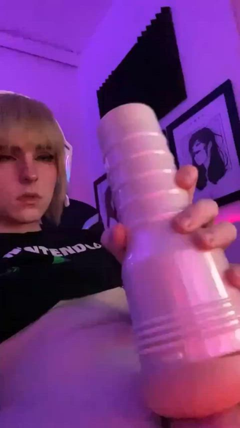 It’s Friday night! You know what that means, gooners <3 : video clip