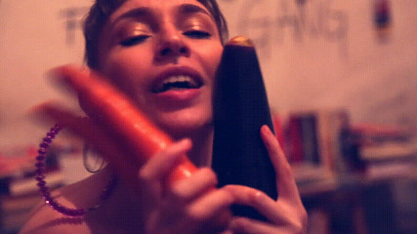 Which hole you wanna destroy 1st? : video clip