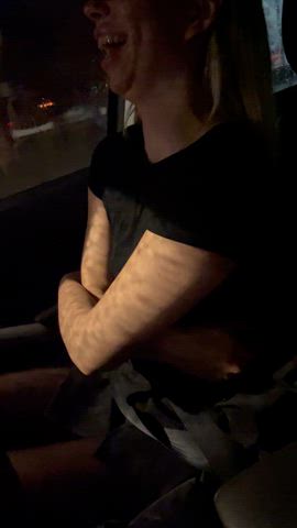 Let me make our drive more pleasurable : video clip