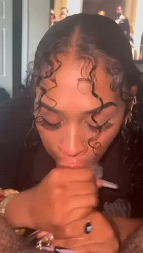 Queen Of Blowjobs : video clip