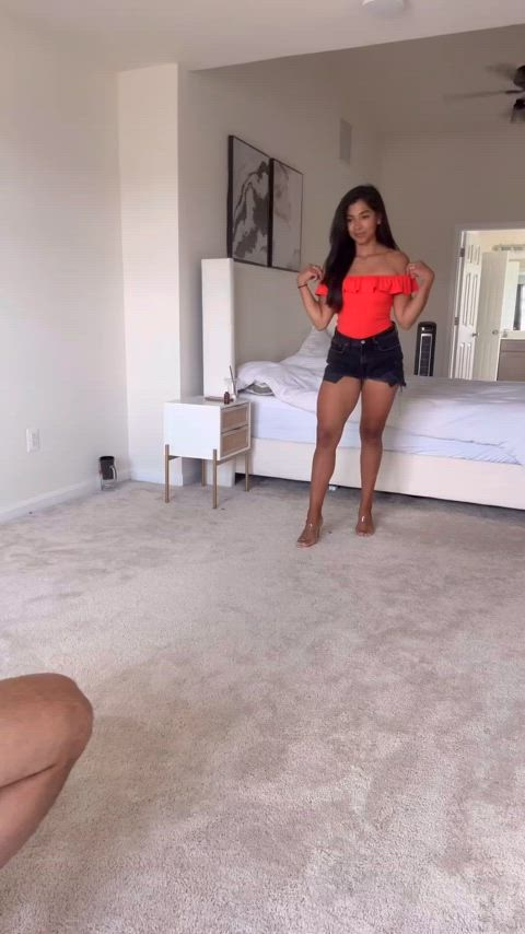 He can never resist : video clip