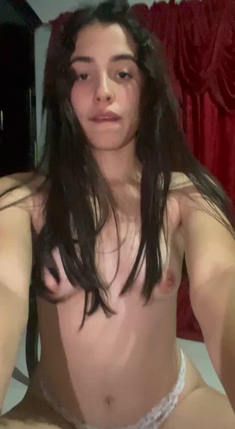 Just started doing yoga and I feel pretty flexible : video clip