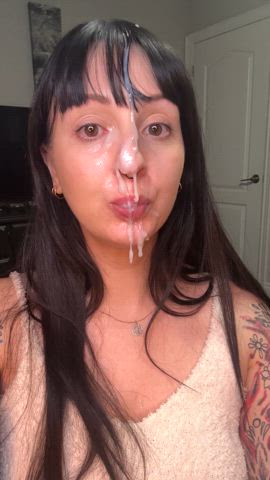 Cumsluts always clean up after too! : video clip