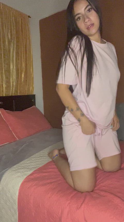 I am just 18 yo, but I bet you won't last more than 2 minutes with me : video clip