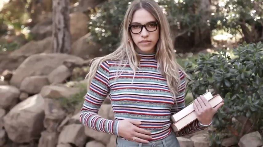 Girls with Glasses and BBC (short) : video clip
