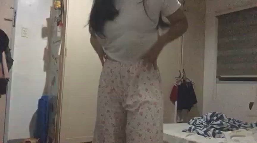 Gooning to non nude is amazing 🫠 : video clip