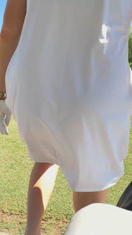 The guys behind us were VERY happy their tee time was just after ours!! : video clip