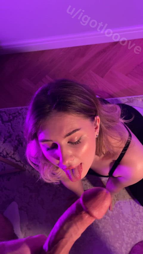 In the process of extracting a protein shake : video clip