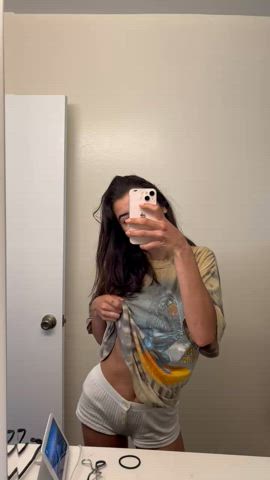 2005 and still at High School, could you resist : video clip