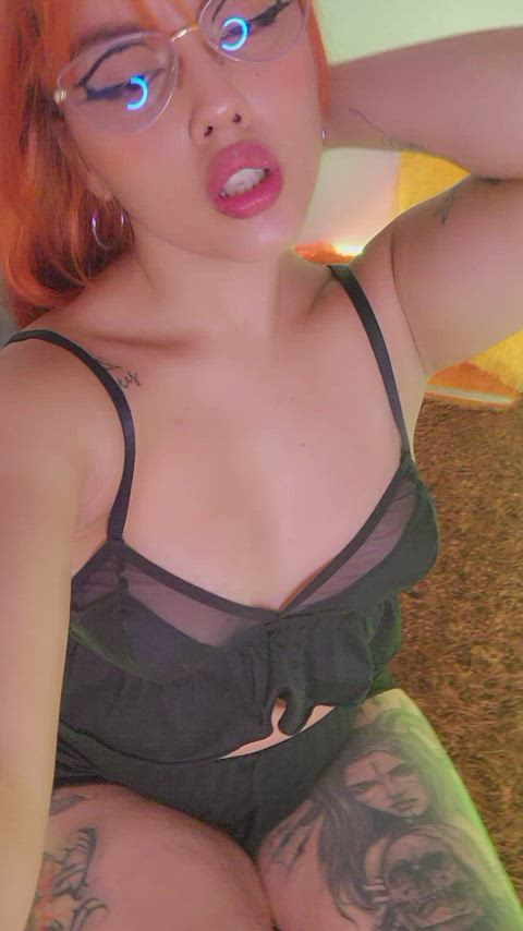 What do you prefer: tits, pussy or ass? Or all? : video clip