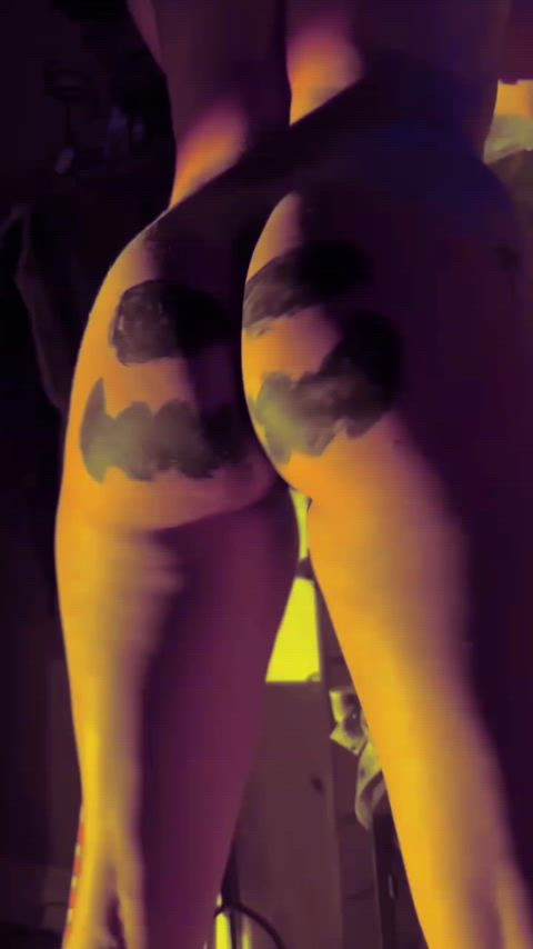 Cum and smash my pumpkin : video clip