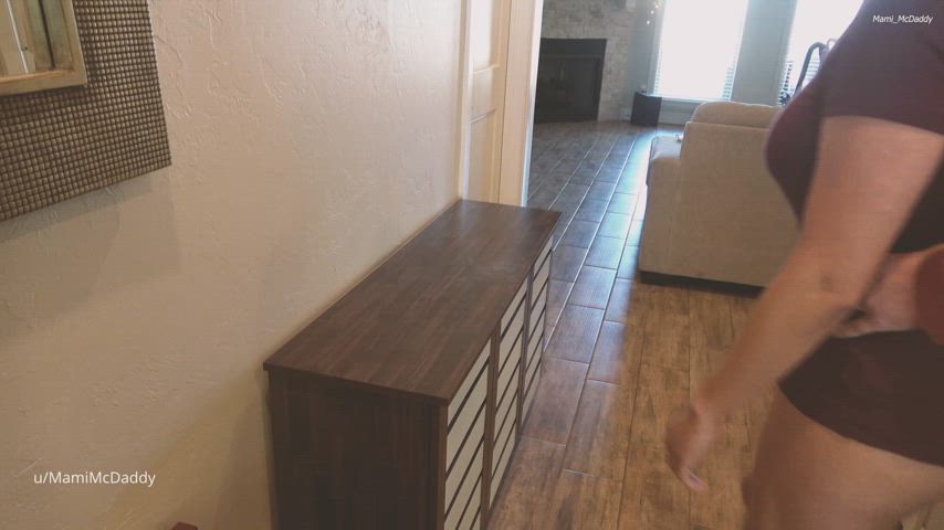 Taking me as soon as I get home (OC) : video clip
