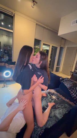 They were fighting over who got to sit on my face first : video clip