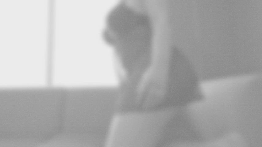 She came to vegas for a proper booty rub : video clip