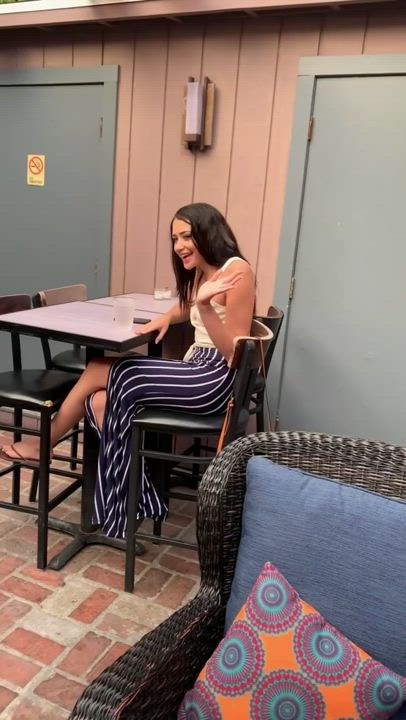 Avi Love finishes her day with a facial : video clip