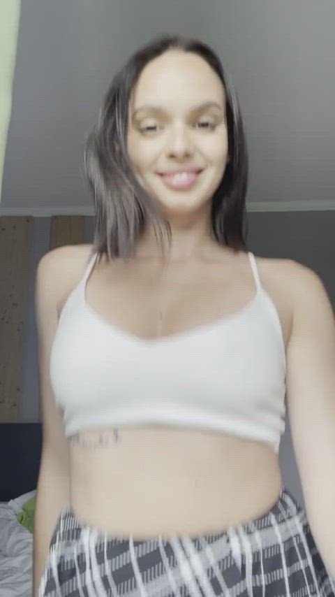 Presenting myself to you : video clip