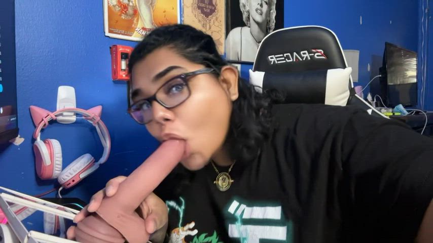 Hope you think about me all day : video clip