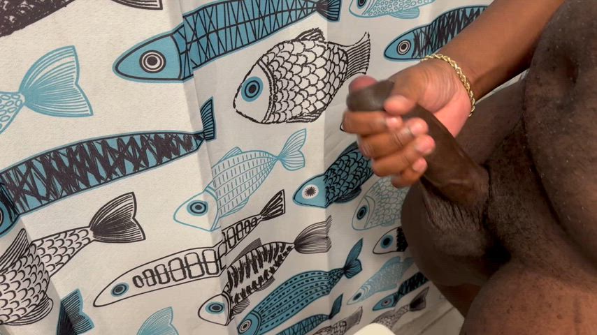 Trynna resist : video clip