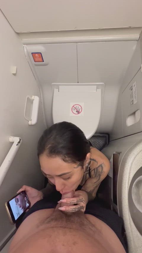 he don't stop messaging after his first asian experience : video clip