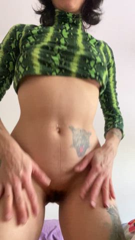 You should feel how it opens : video clip
