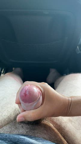 Handjob in the car : video clip
