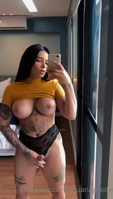 I love girls with dicks and big tits : video clip