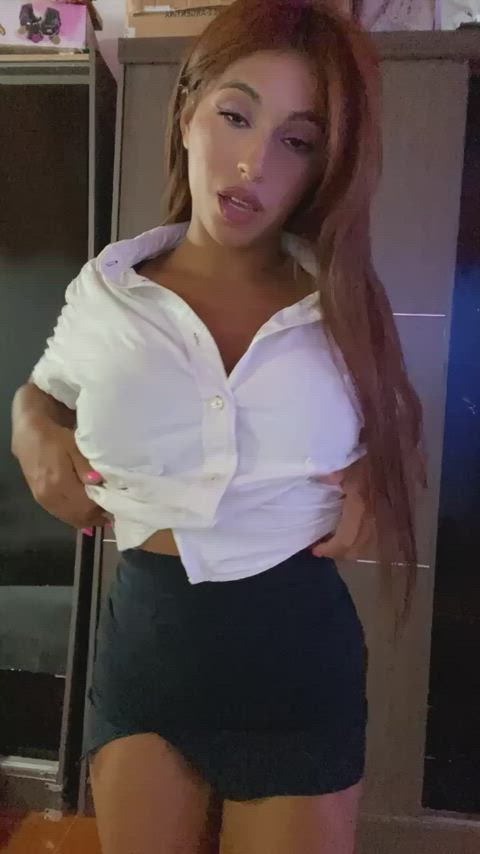 I want you to empty your balls inside me : video clip