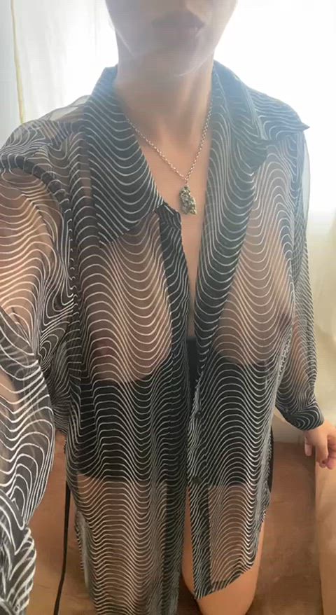 I want to taste watermelons with white sauce...but i haven't the sauce! : video clip