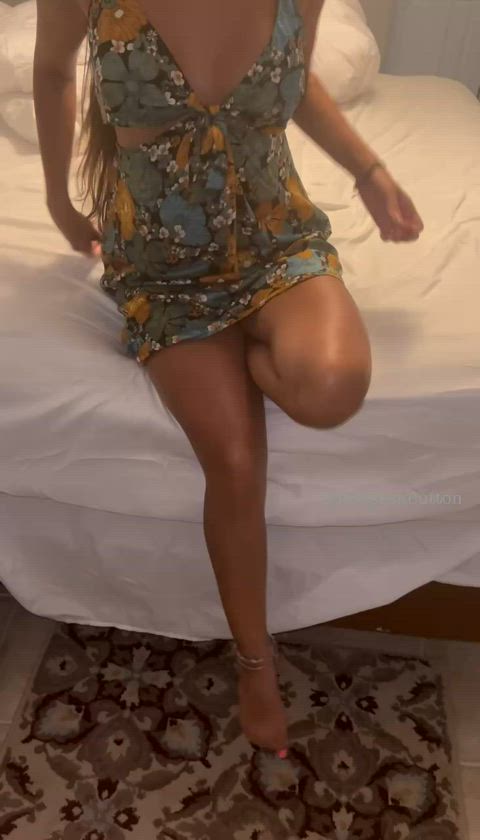 Let’s have a, “who’s better in bed contest” I’m hoping to be a sore loser. : video clip