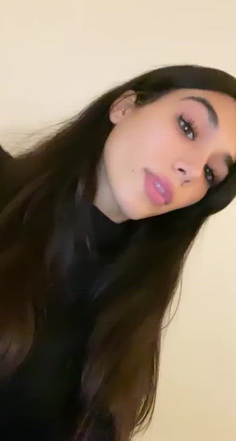 I can't stop gooning to her, I need her to make me a good sissy girl. Anyone know her name? : video clip