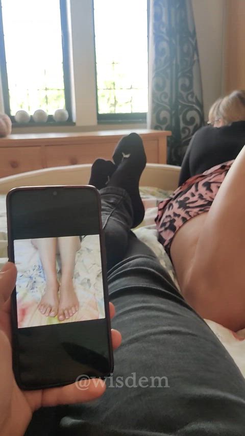 Would you say no to a handjob/footjob combo, even if you don't have a foot fetish? 👀 : video clip