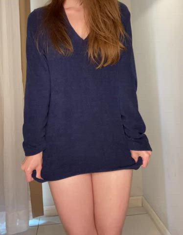 Wanna be my roommate? : video clip