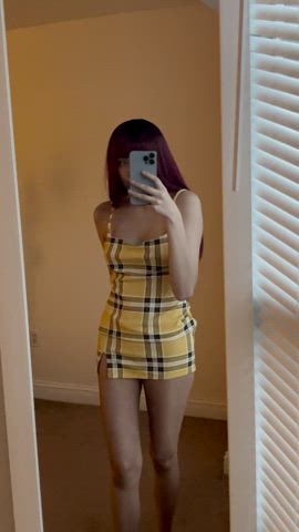 I've have to put socks on to keep warm, I hope you don't mind : video clip