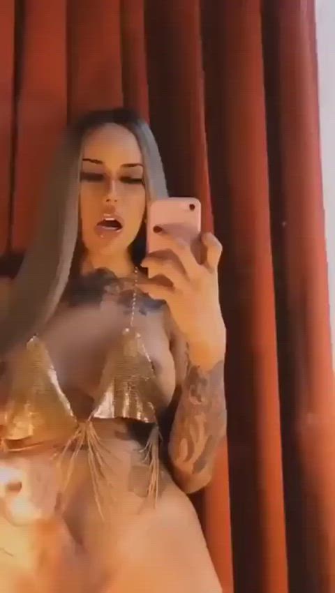 Do gooners like you love helping girls? : video clip