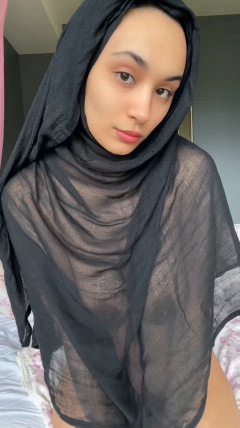 I need my hairy hijabi pussy ate : video clip