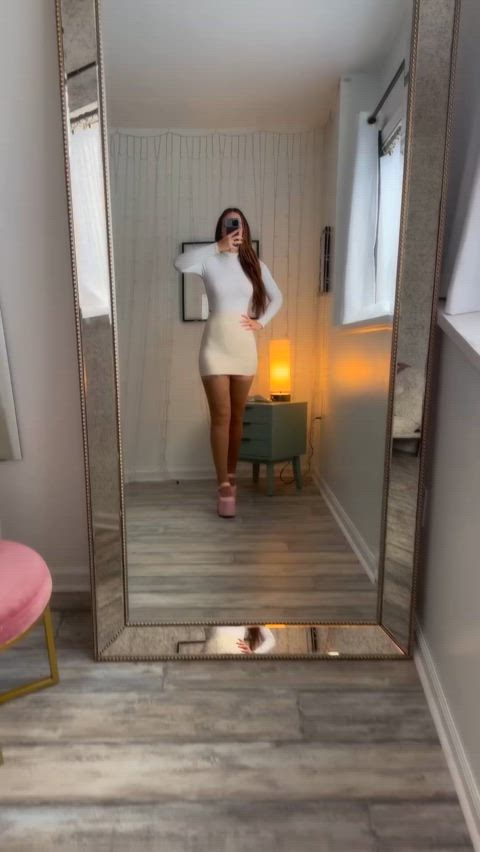 I walk into your office with this on : video clip