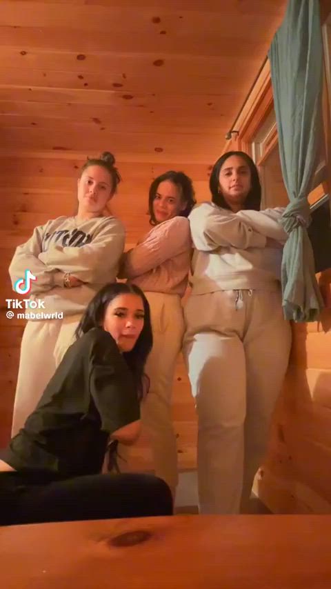 Seriously, omg. Is there no one else pumping to phat asses tn? : video clip