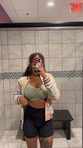 do my tits make you goon : video clip