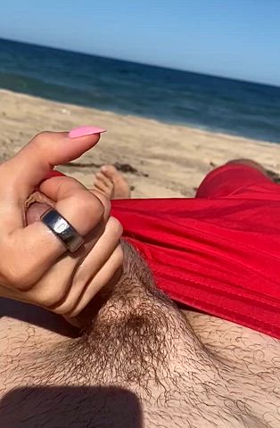 Wife pulls a thick load out of me on beach (OC) : video clip