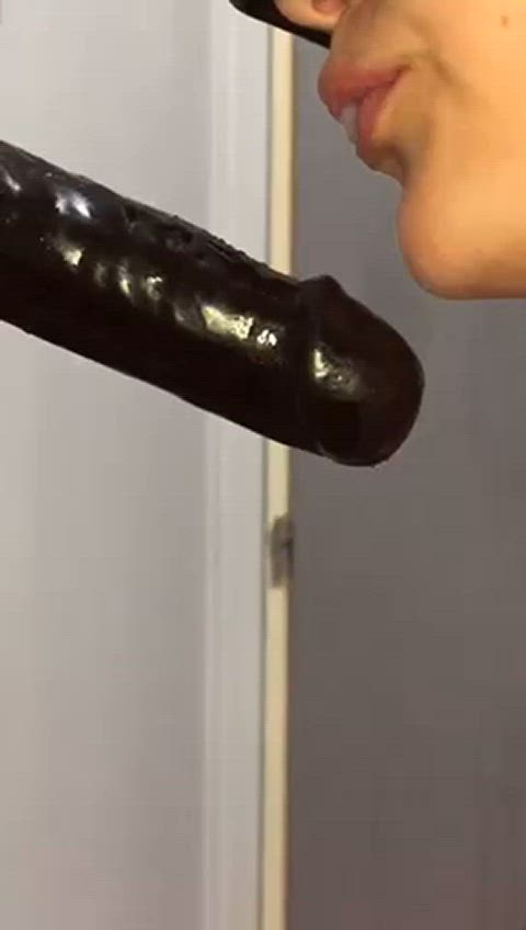 Spit lick suck : video clip