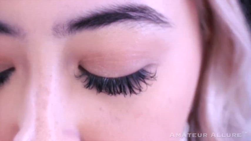 Chloe's sloppy suck & titty fuck : video clip