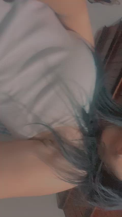 Snding nudes video to every guy likes this(My ato reply is on)👻 erikaespinie : video clip